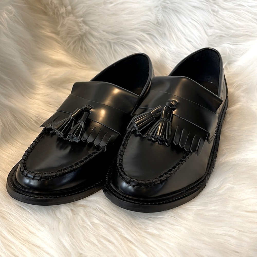 NWT - Men’s Leather Tasseled Loafers